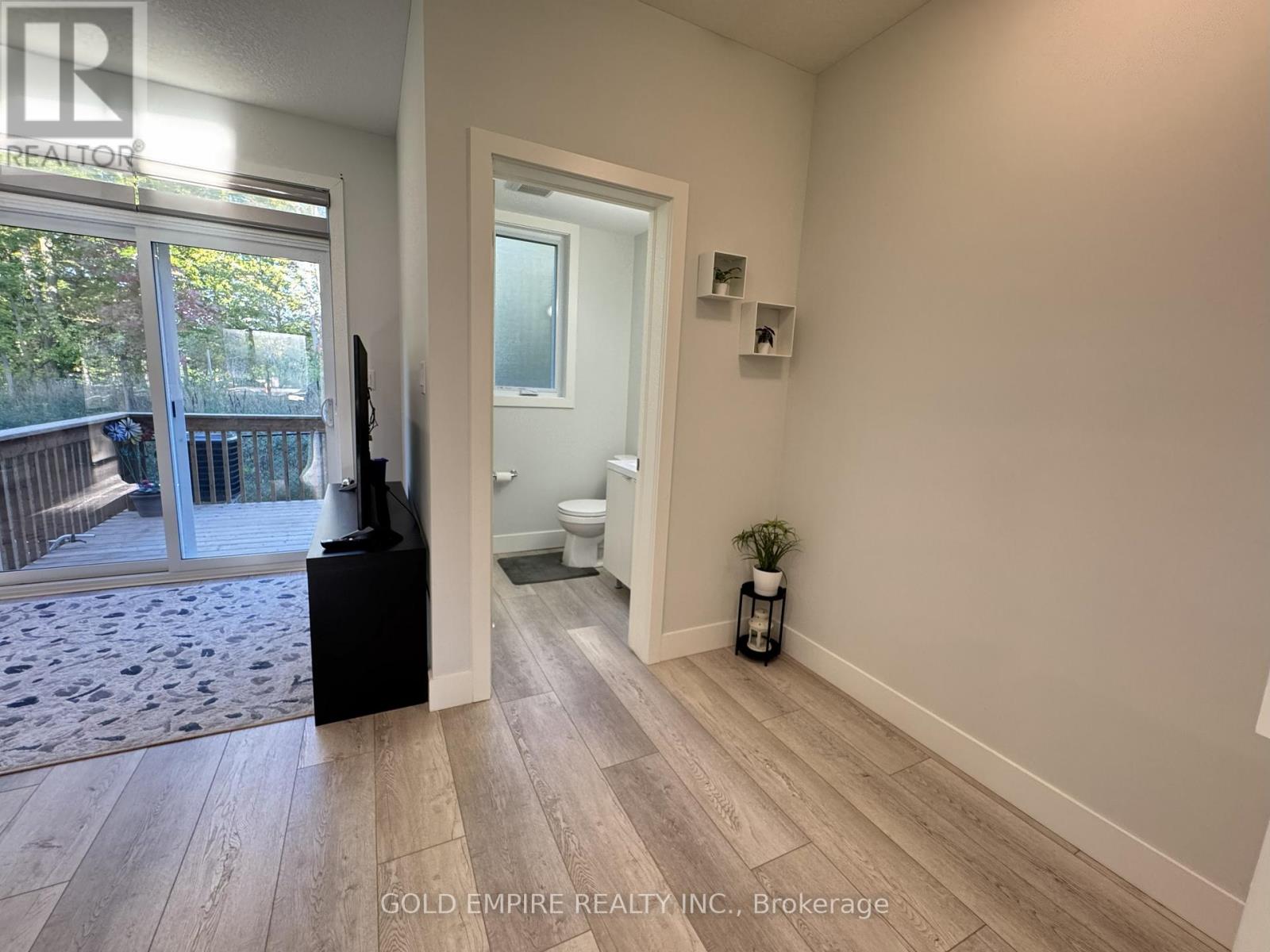 45 - 990 Deveron Crescent, London South, Ontario  N5Z 0B3 - Photo 22 - X12603382