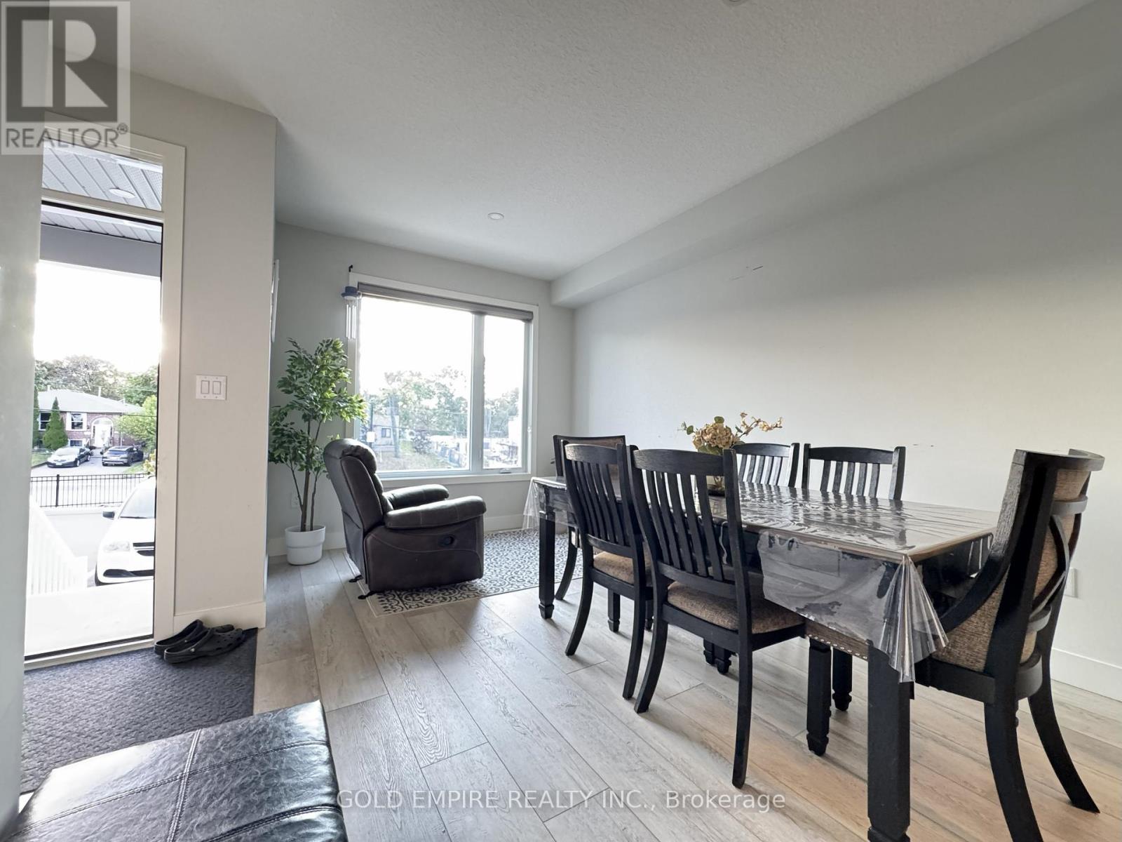 45 - 990 Deveron Crescent, London South, Ontario  N5Z 0B3 - Photo 9 - X12603382