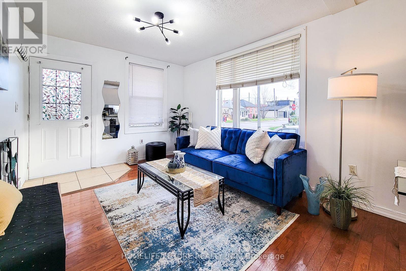 117 Harmony Avenue, Hamilton, Ontario  L8H 4Y2 - Photo 4 - X12601482