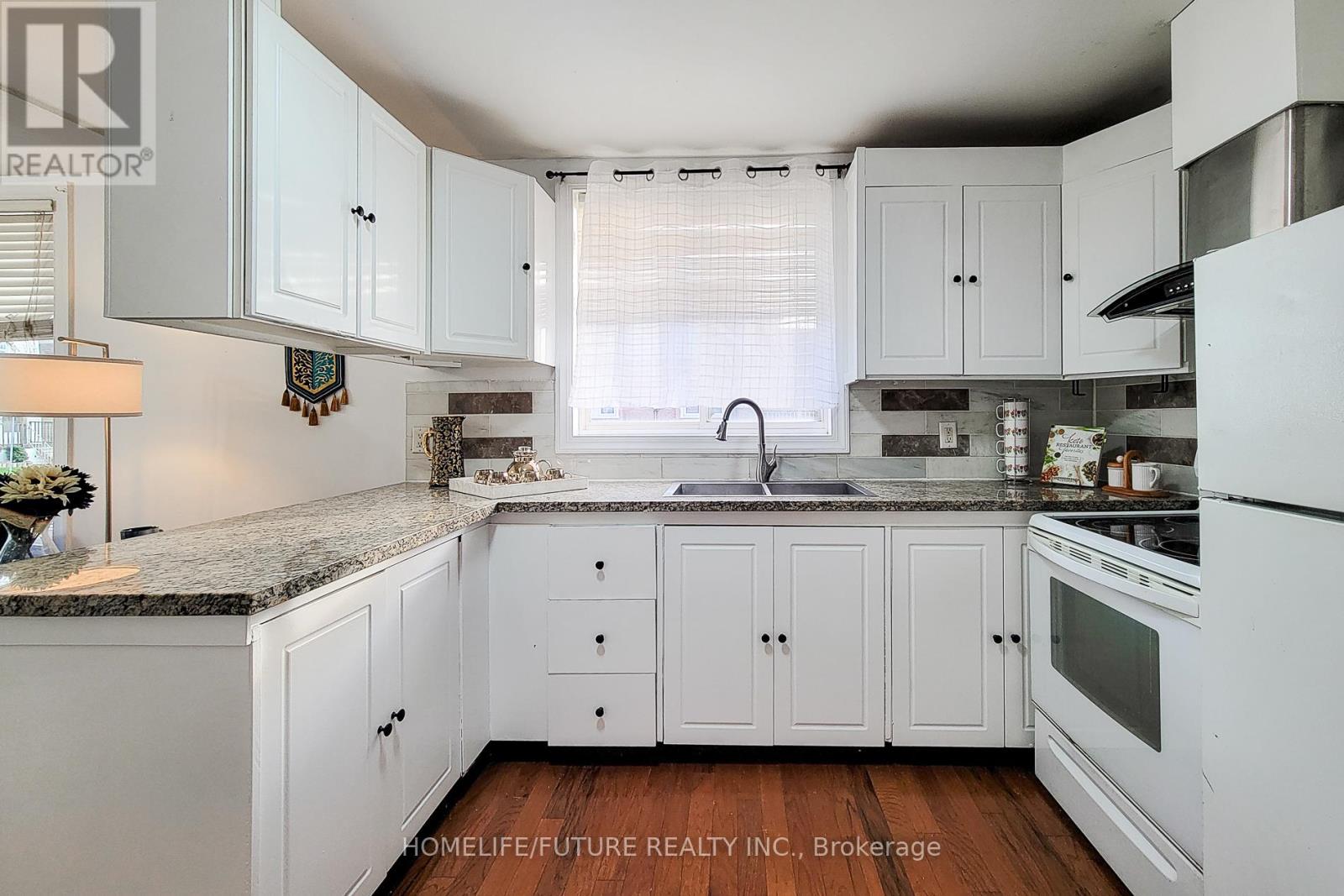 117 Harmony Avenue, Hamilton, Ontario  L8H 4Y2 - Photo 11 - X12601482