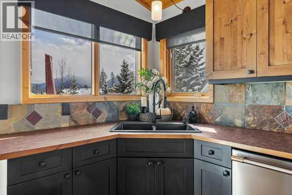 101 Wapiti Close, Canmore, Alberta  T1W 3B2 - Photo 9 - A2249361