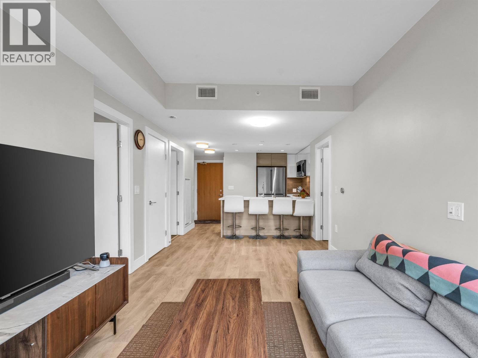 607 3451 Sawmill Crescent, Vancouver, British Columbia  V5S 0H3 - Photo 4 - R3072345