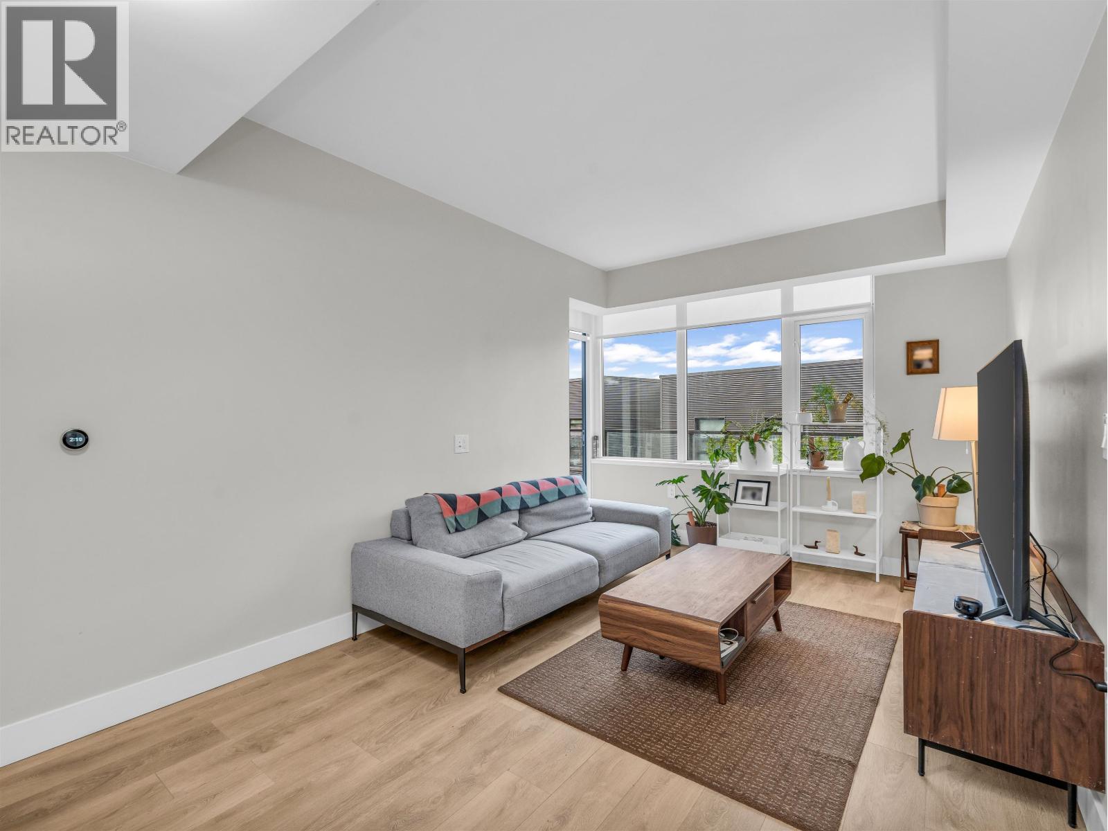 607 3451 Sawmill Crescent, Vancouver, British Columbia  V5S 0H3 - Photo 7 - R3072345