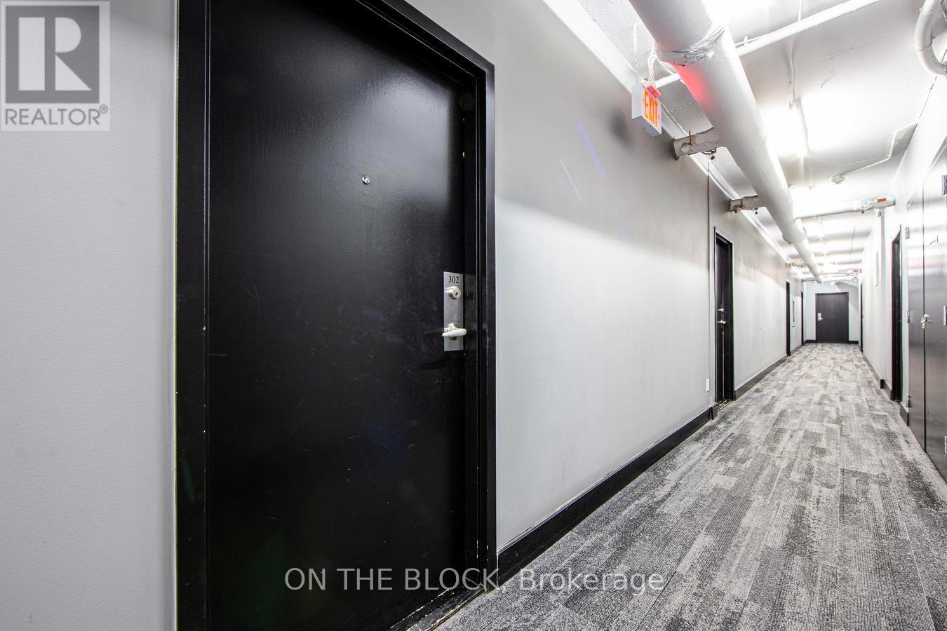 302 - 38 Joe Shuster Way, Toronto, Ontario  M6K 0A5 - Photo 5 - W12603392