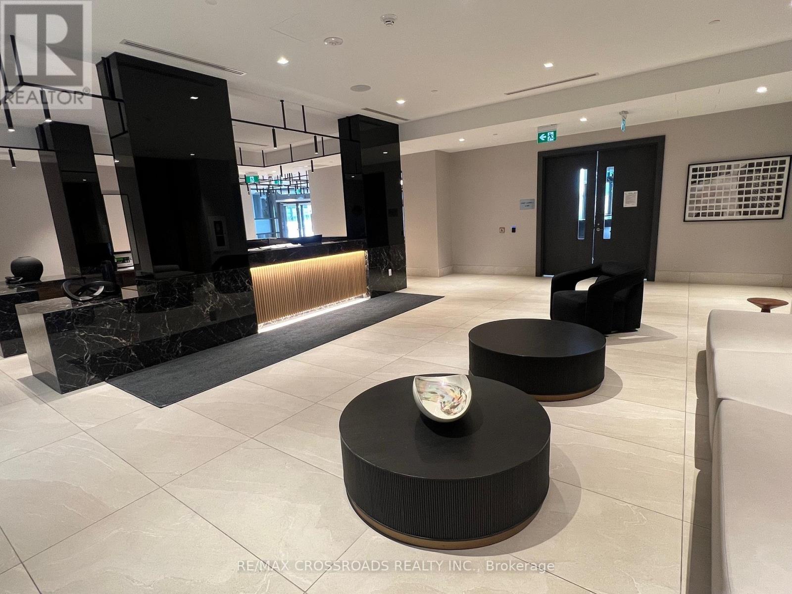 940 - 2545 Simcoe Street N, Oshawa, Ontario L1L 0W3 - Photo 3 - E12596382