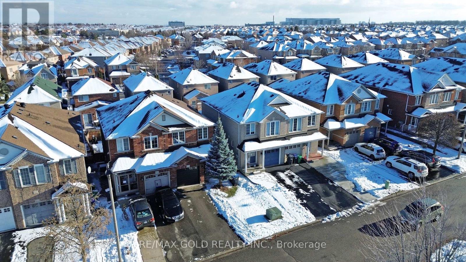 26 Applegrove Court, Brampton, Ontario L6R 2Y8 - Photo 41 - W12600070