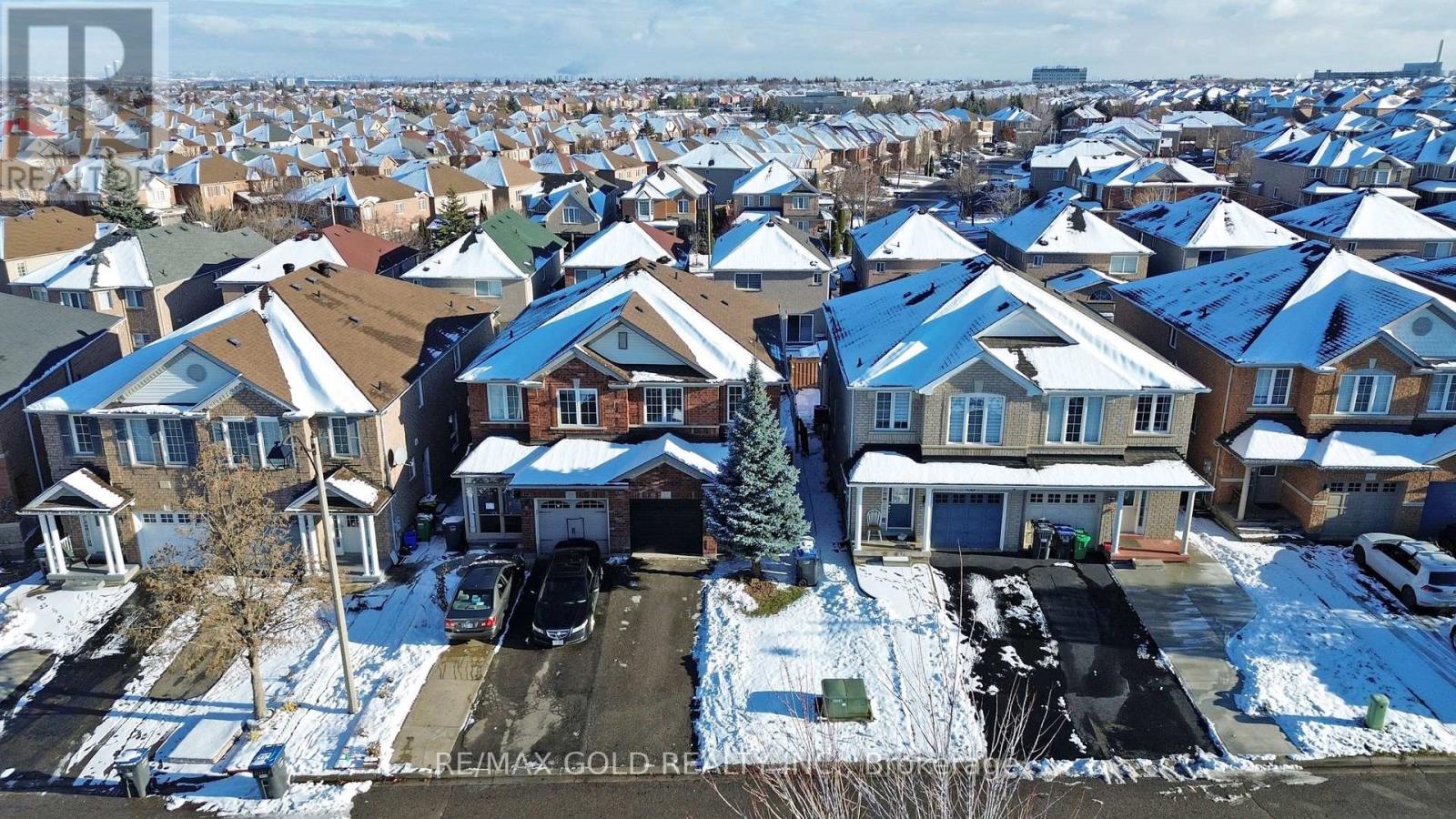 26 Applegrove Court, Brampton, Ontario L6R 2Y8 - Photo 40 - W12600070