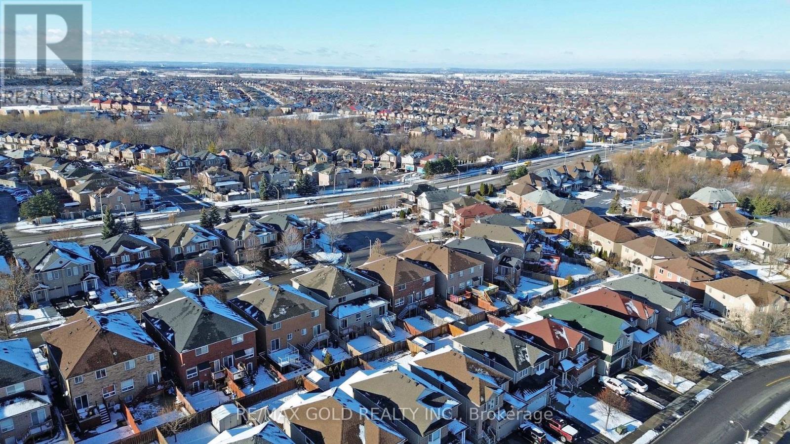 26 Applegrove Court, Brampton, Ontario L6R 2Y8 - Photo 45 - W12600070