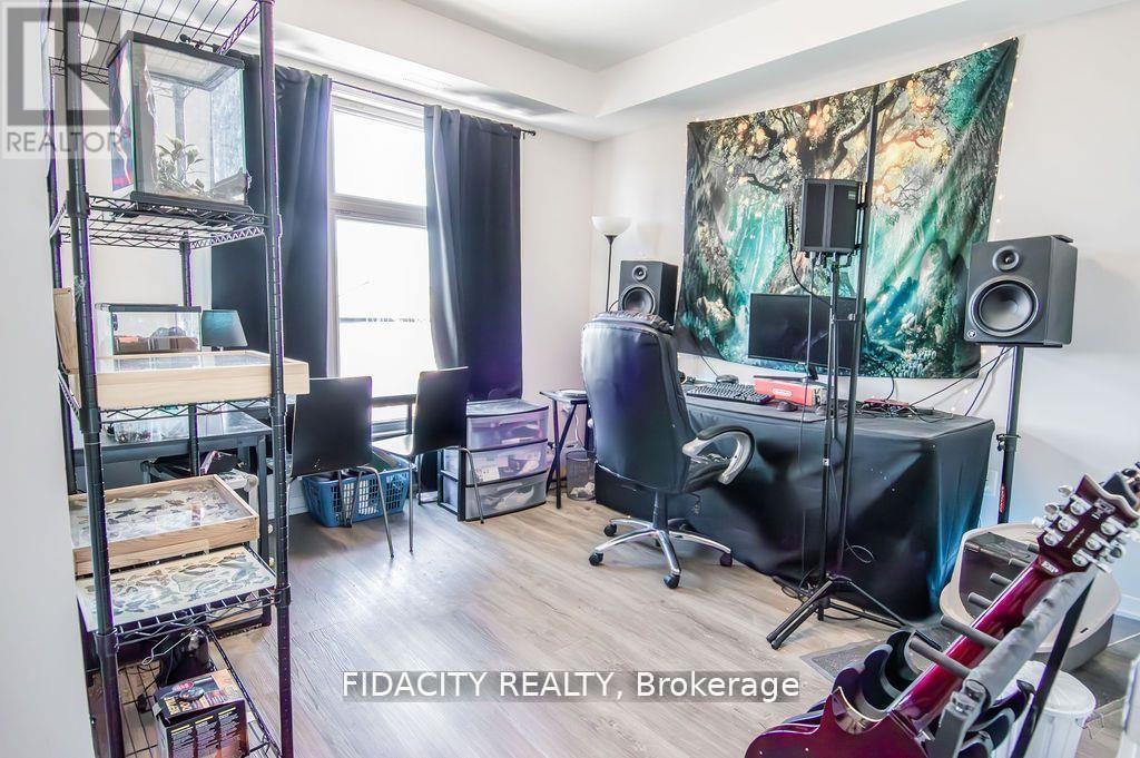 H - 225 Citiplace Drive, Ottawa, Ontario  K2E 0A8 - Photo 8 - X12603394