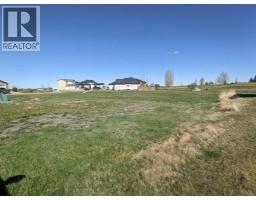 1502 Whispering Drive, Vulcan, Alberta