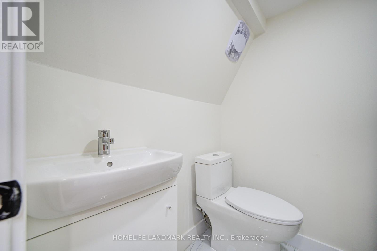 16 Mulberry Crescent, Toronto, Ontario  M6C 1N5 - Photo 42 - C12603410
