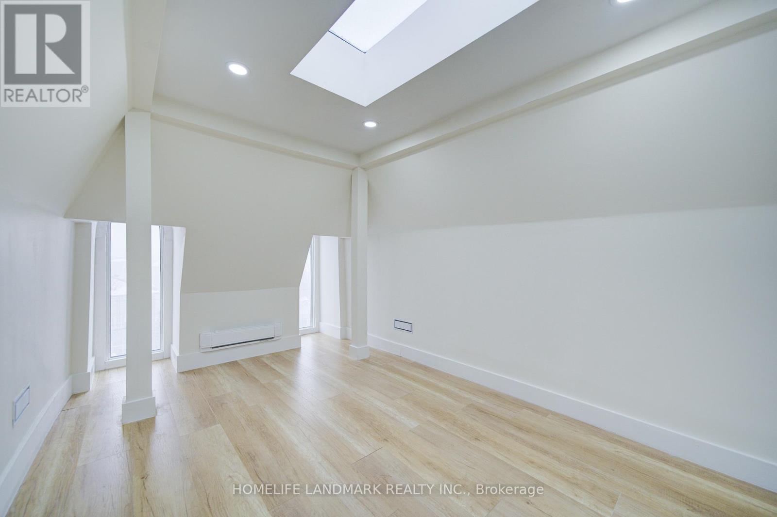 16 Mulberry Crescent, Toronto, Ontario  M6C 1N5 - Photo 44 - C12603410