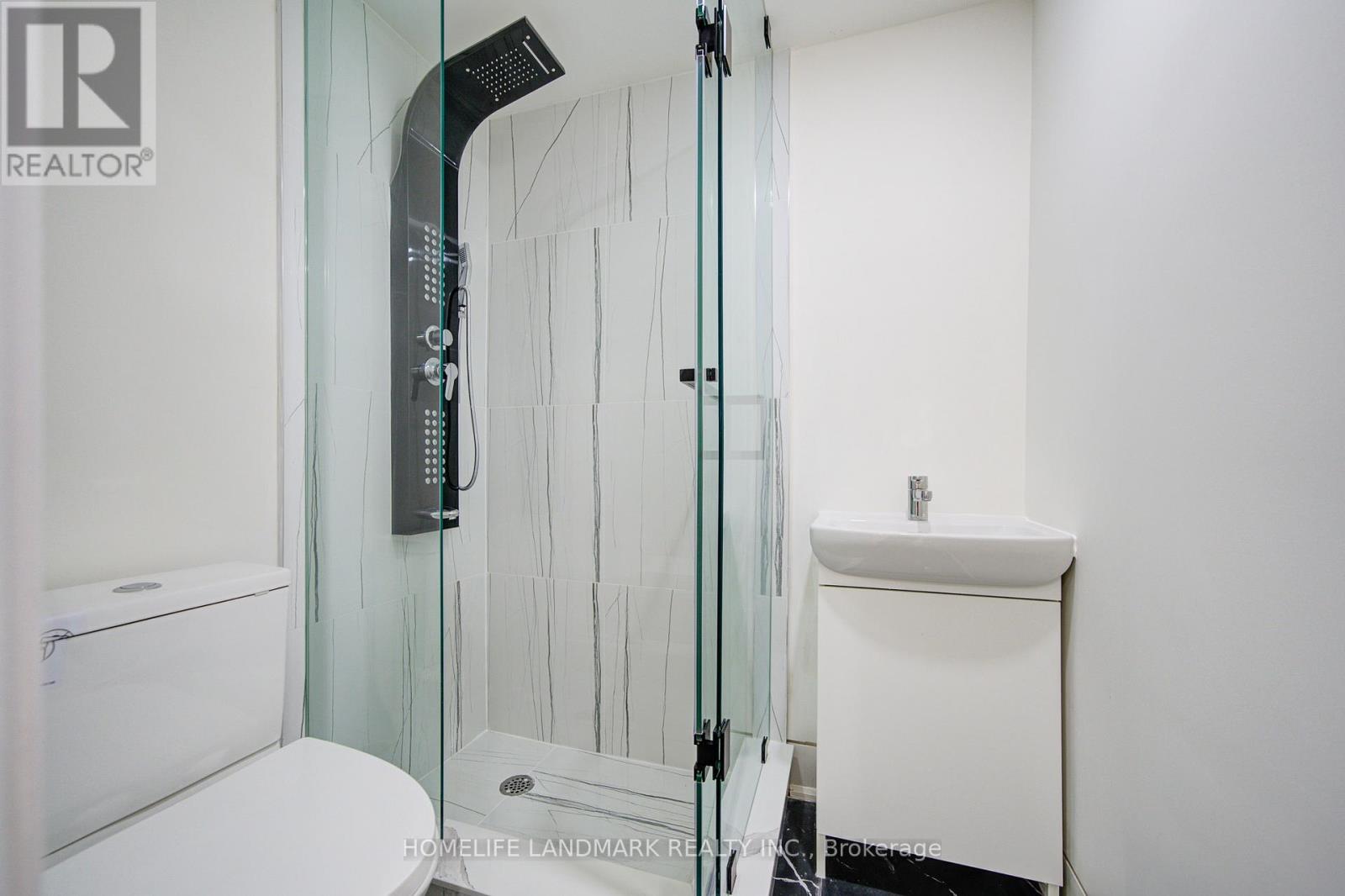 16 Mulberry Crescent, Toronto, Ontario  M6C 1N5 - Photo 47 - C12603410