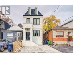 16 MULBERRY CRESCENT, Toronto, Ontario