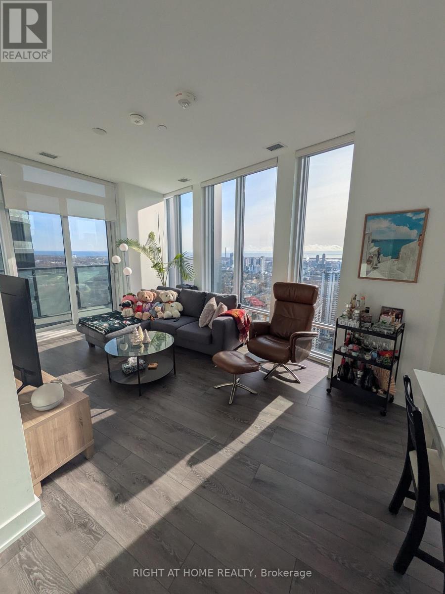 3607 - 575 Bloor Street E, Toronto, Ontario  M4W 0B2 - Photo 2 - C12603418