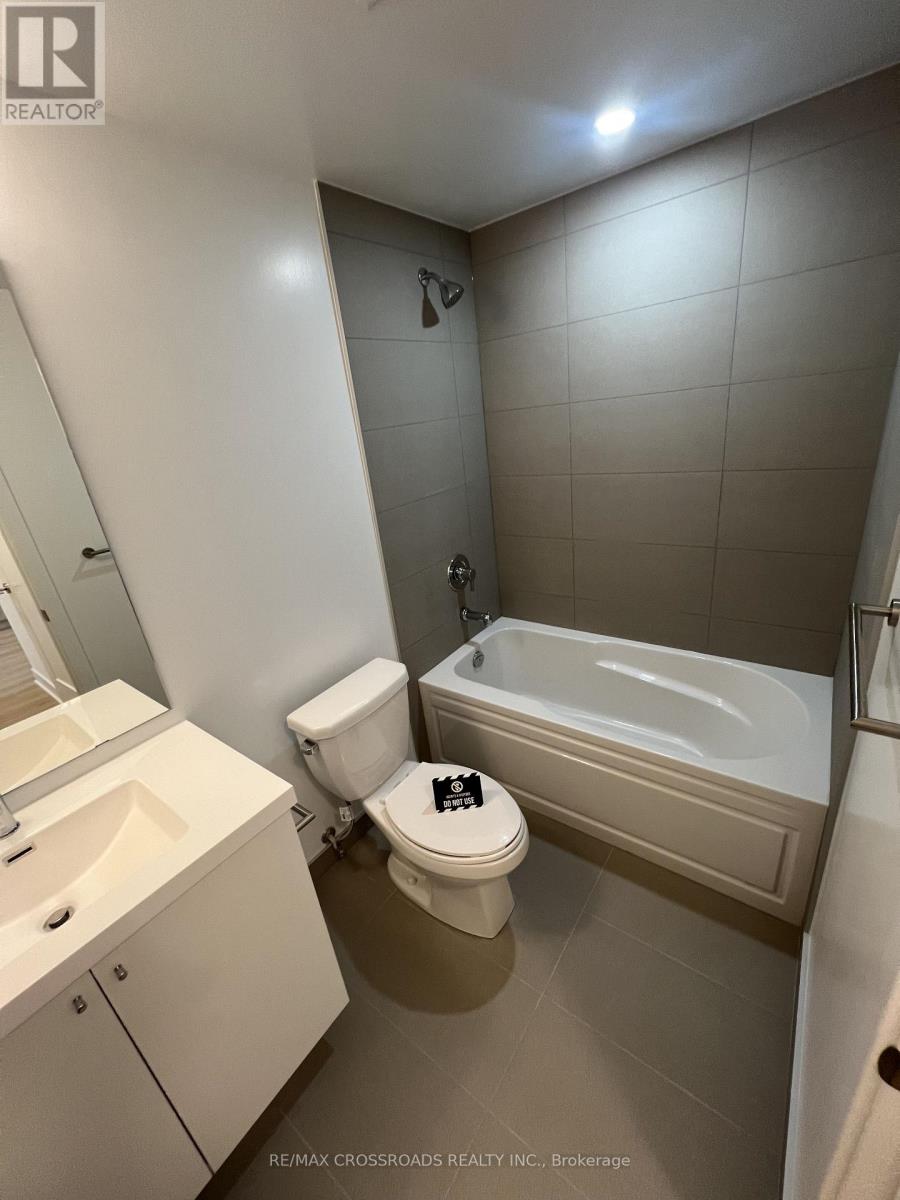 940 - 2545 Simcoe Street N, Oshawa, Ontario L1L 0W3 - Photo 12 - E12596382