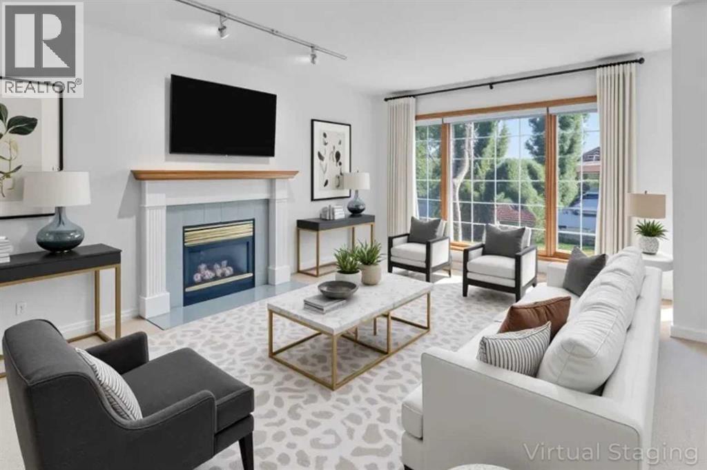 4 Christie Gardens Sw, Calgary, Alberta  T3H 3B5 - Photo 2 - A2264204