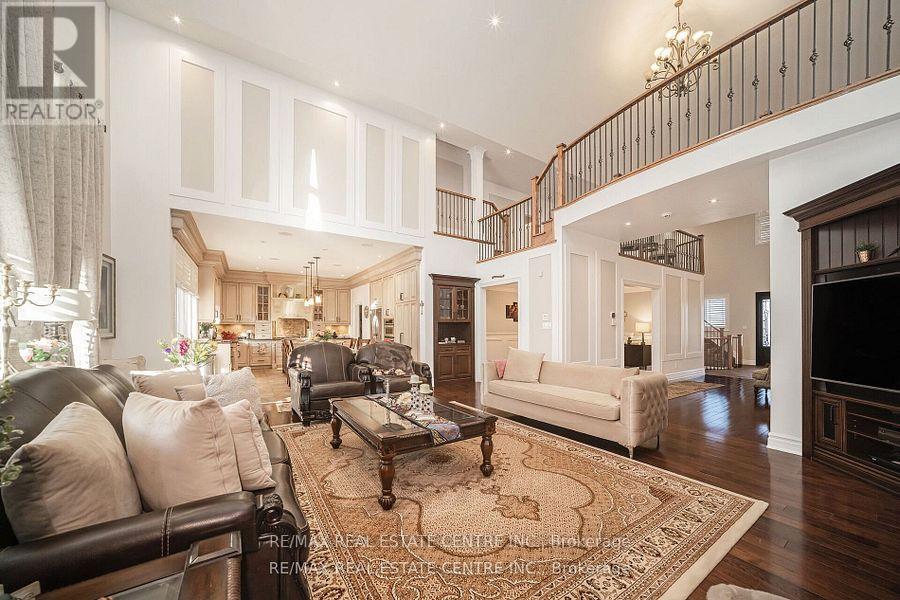 Upper Portion - 14645 5 Side Road, Halton Hills, Ontario  L7G 4S5 - Photo 10 - W12603414