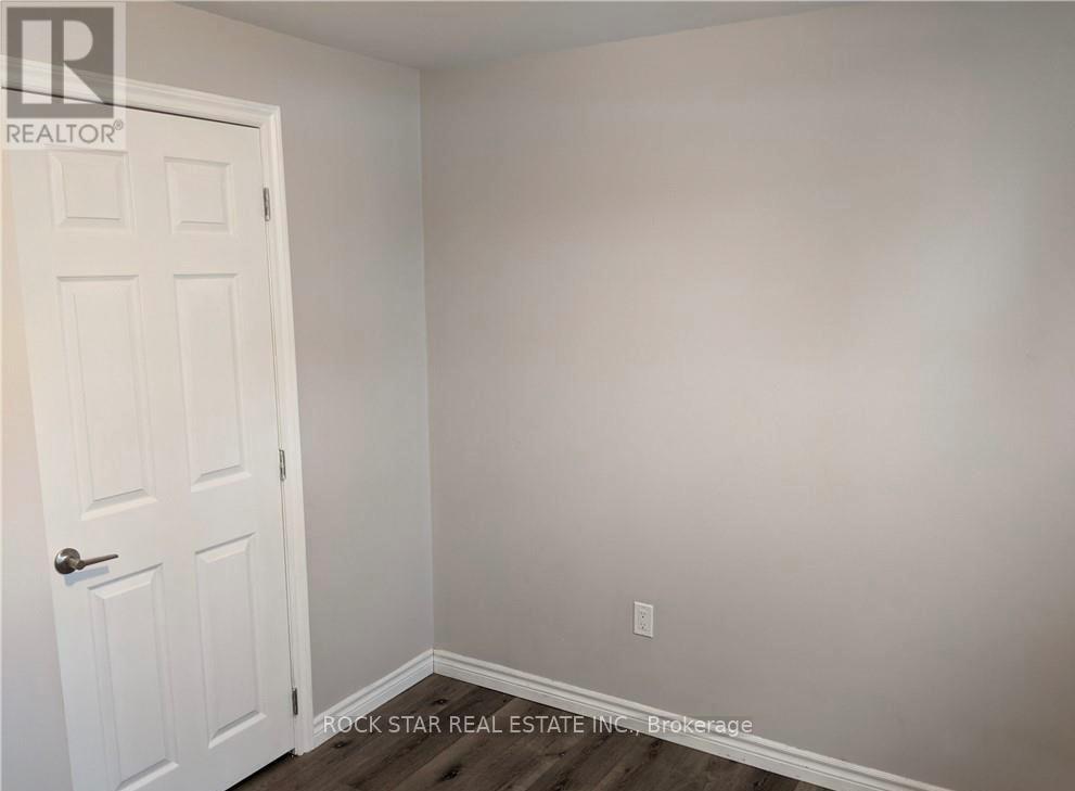 34 Preston Place, Welland, Ontario  L3C 3K3 - Photo 9 - X12603404