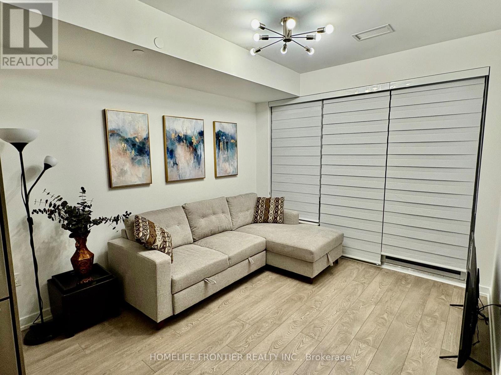 255 - 333 Sunseeker Avenue, Innisfil, Ontario  L9S 0R6 - Photo 2 - N12594822