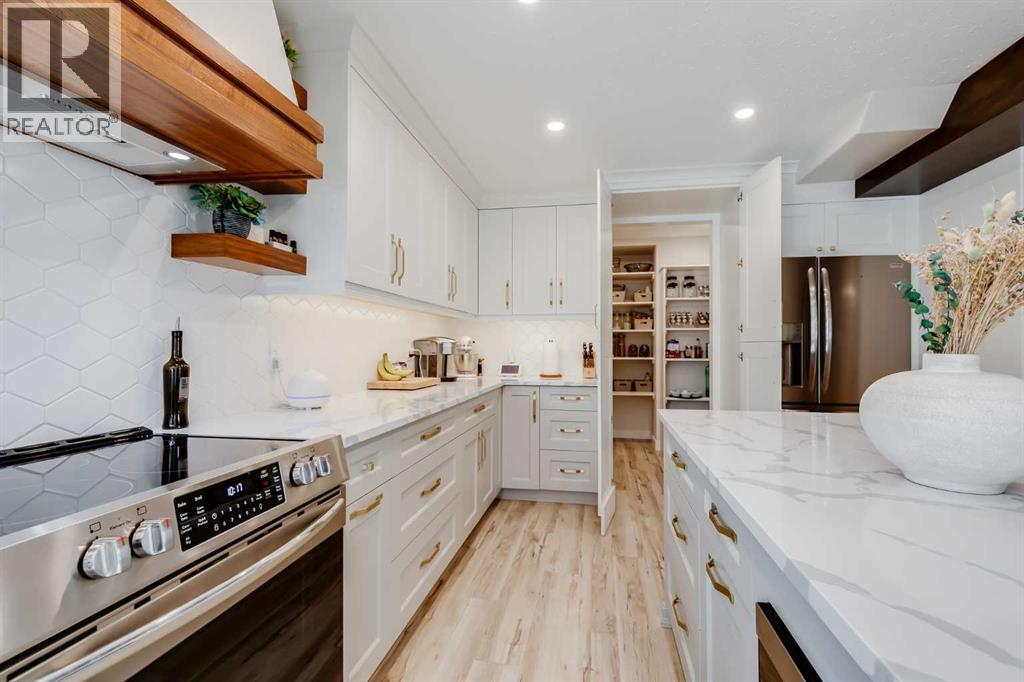 127 Canoe Place Sw, Airdrie, Alberta  T4B 2L5 - Photo 13 - A2259815