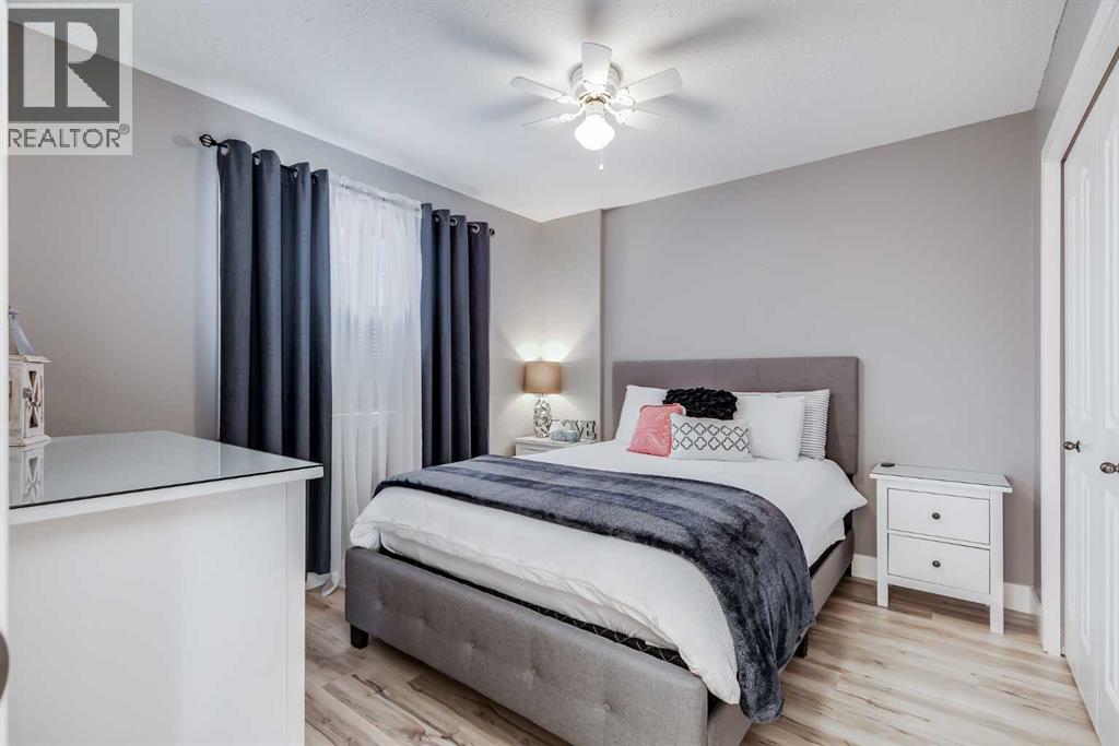 127 Canoe Place Sw, Airdrie, Alberta  T4B 2L5 - Photo 26 - A2259815