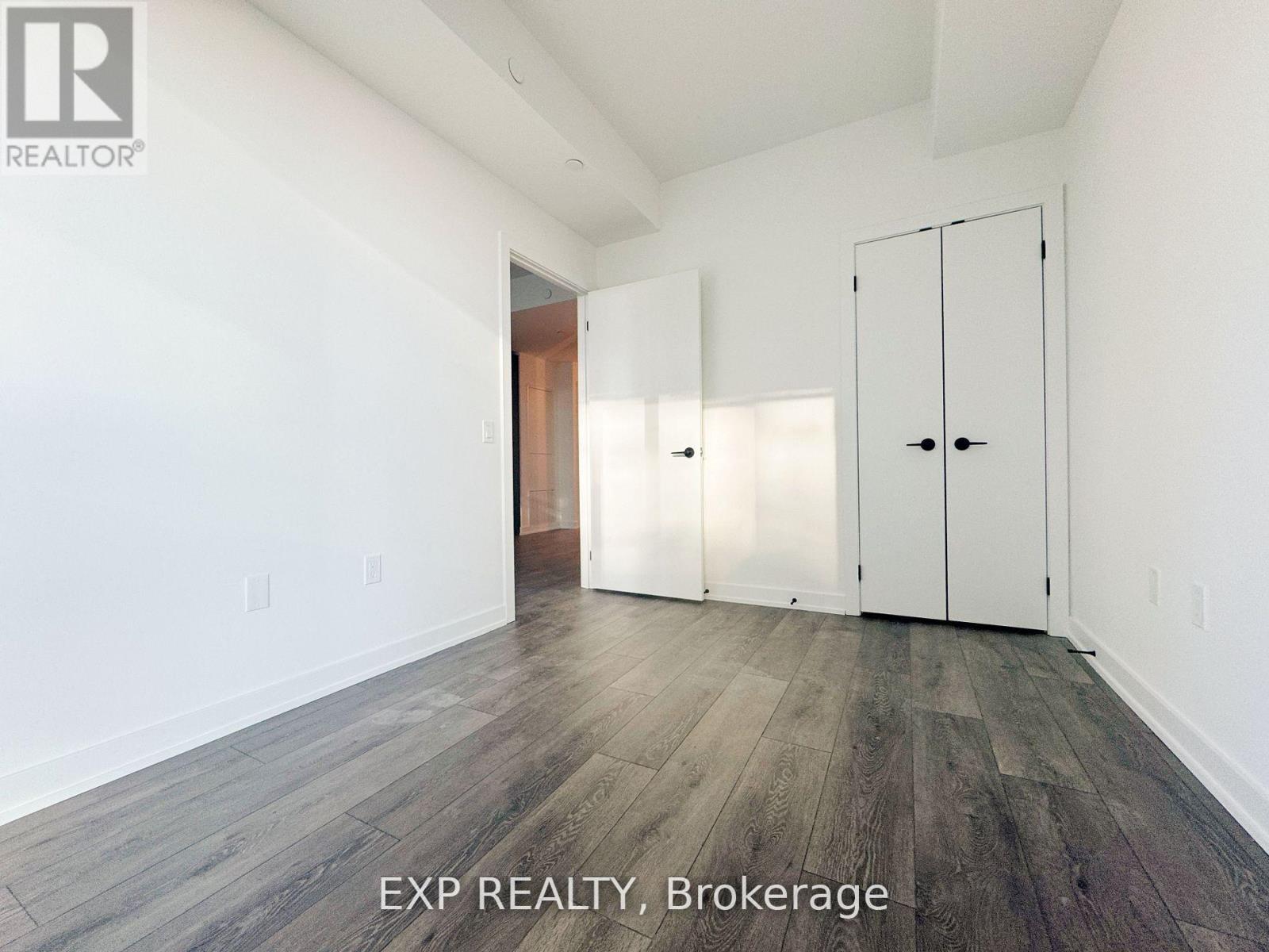 2001 - 117 Broadway Avenue, Toronto, Ontario  M4P 1V4 - Photo 6 - C12603426