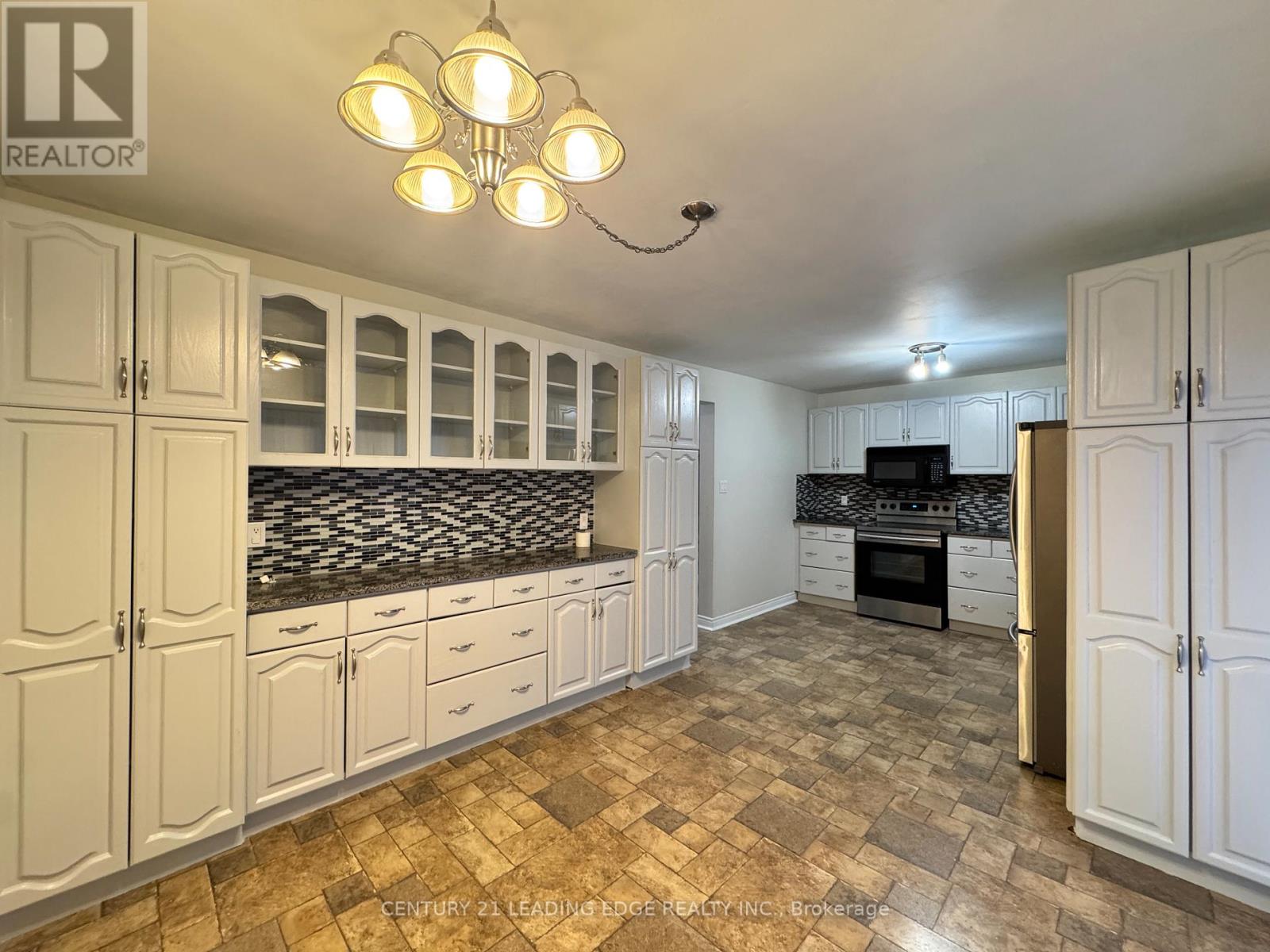 13 Spring Street, Whitchurch-Stouffville, Ontario  L4A 7X1 - Photo 16 - N12515384