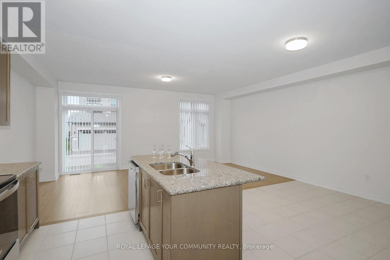 56 Haldimand Street, Vaughan, Ontario  L4H 5J4 - Photo 10 - N12603430