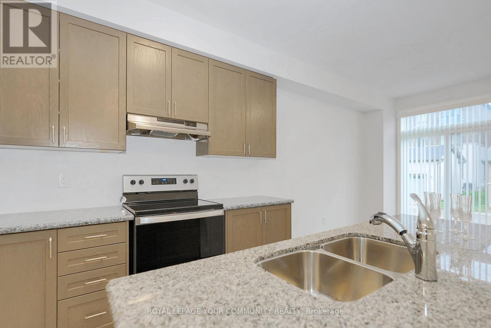 56 Haldimand Street, Vaughan, Ontario  L4H 5J4 - Photo 14 - N12603430