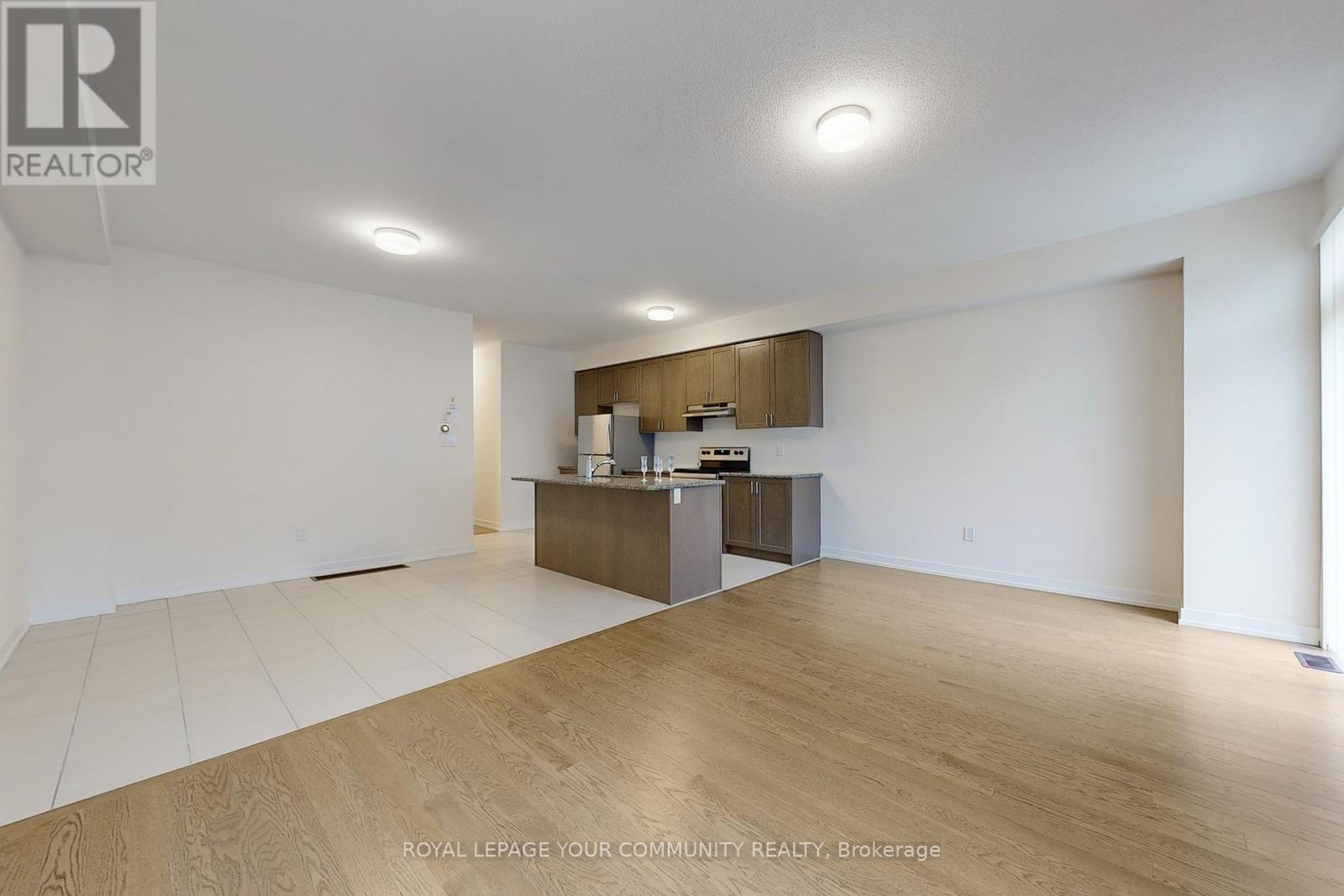 56 Haldimand Street, Vaughan, Ontario  L4H 5J4 - Photo 6 - N12603430