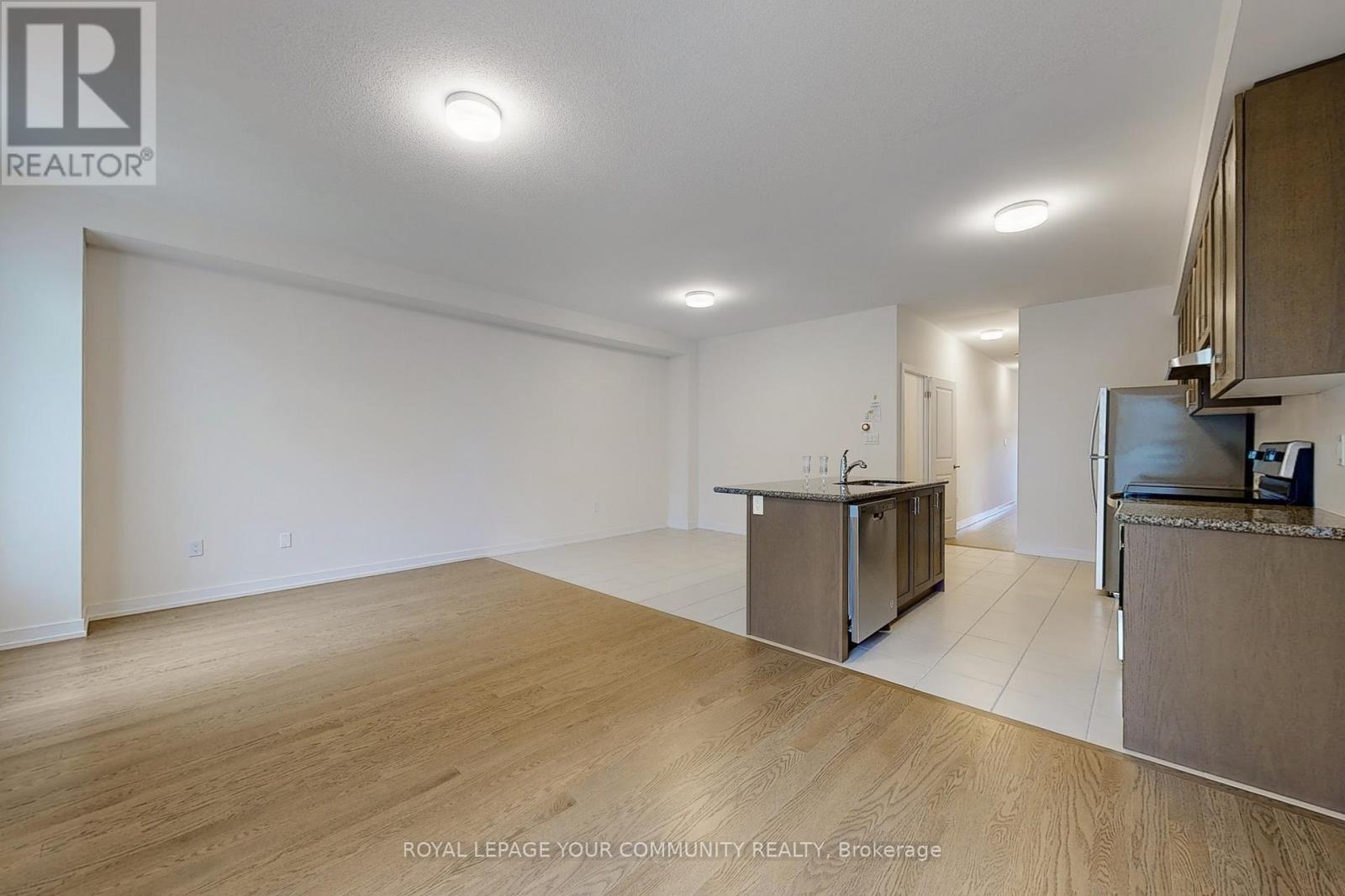 56 Haldimand Street, Vaughan, Ontario  L4H 5J4 - Photo 7 - N12603430