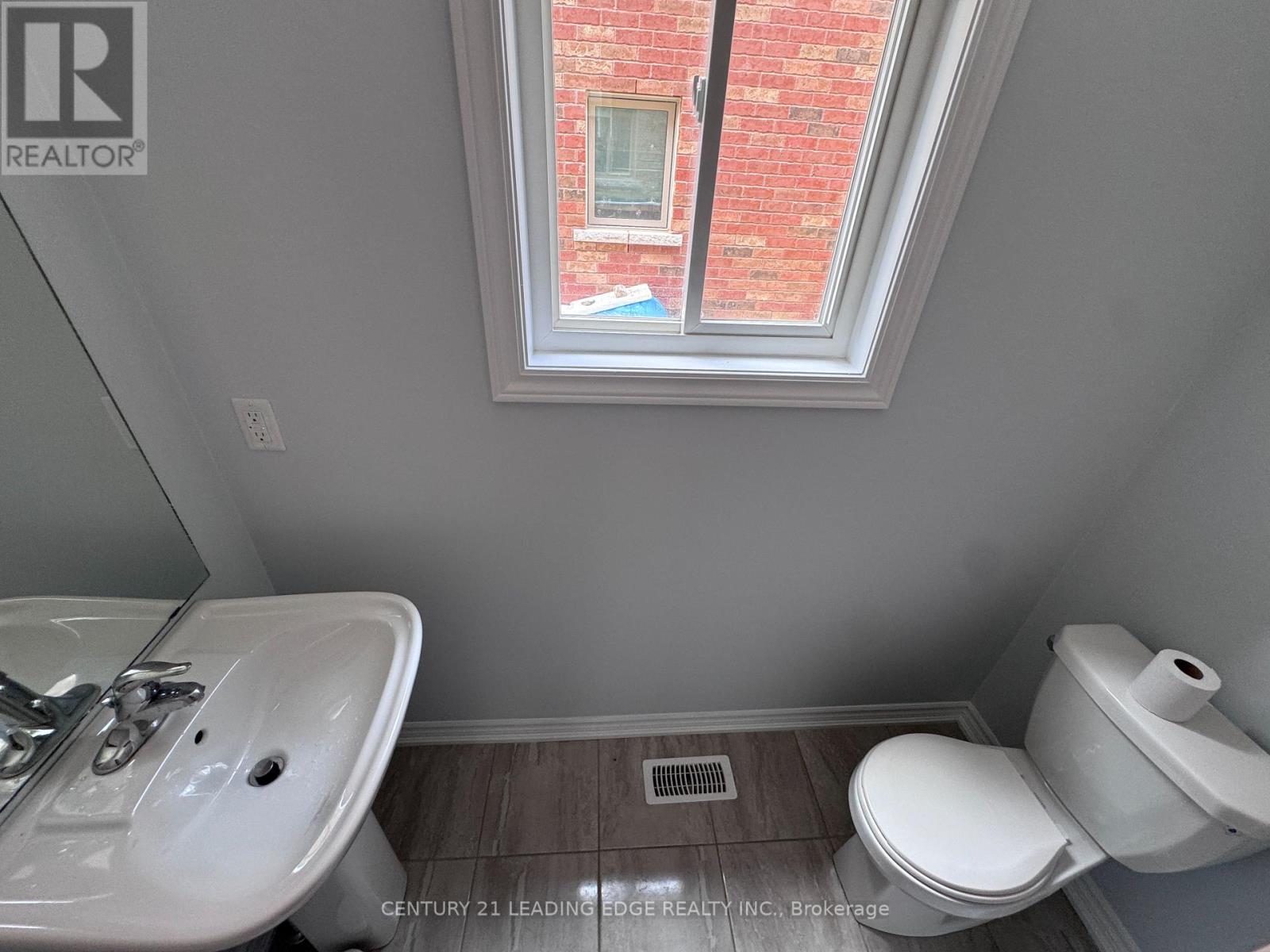 38 Lords Drive, Trent Hills, Ontario  K0L 1Y0 - Photo 7 - X12410667