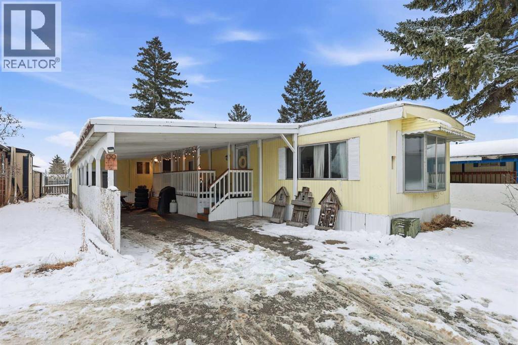 99, 3223 83 Street NW, calgary, Alberta