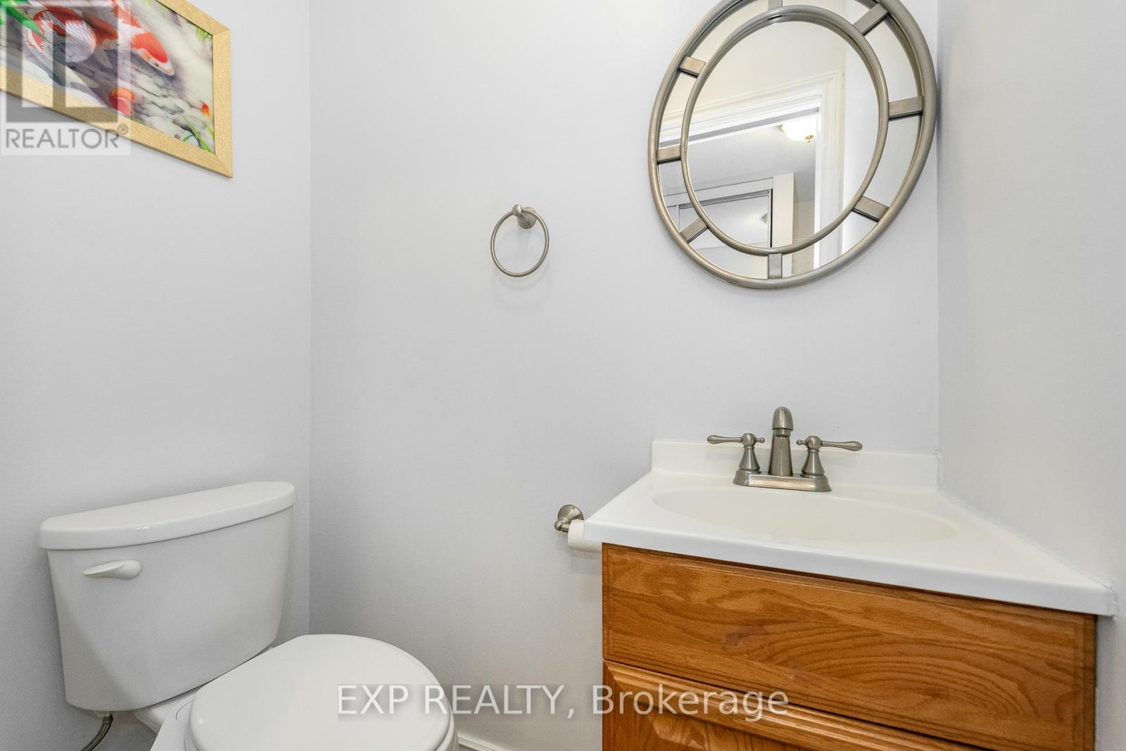 F - 6 Arnold Drive, Ottawa, Ontario  K2H 6V9 - Photo 15 - X12603456