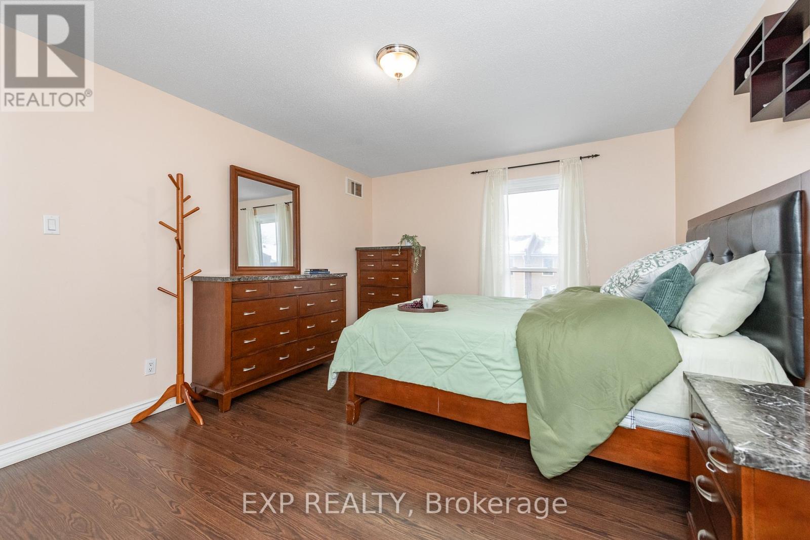 F - 6 Arnold Drive, Ottawa, Ontario  K2H 6V9 - Photo 20 - X12603456