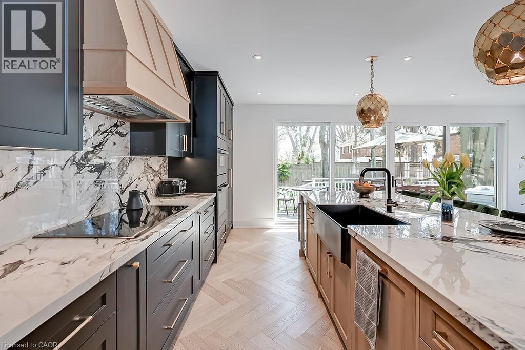 1060 Mohawk Road, Burlington, Ontario L7T 3M6 - Photo 13 - 40726863