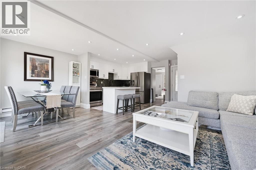 2152 Pelee Boulevard, Oakville, Ontario L6H 4C8 - Photo 10 - 40766299