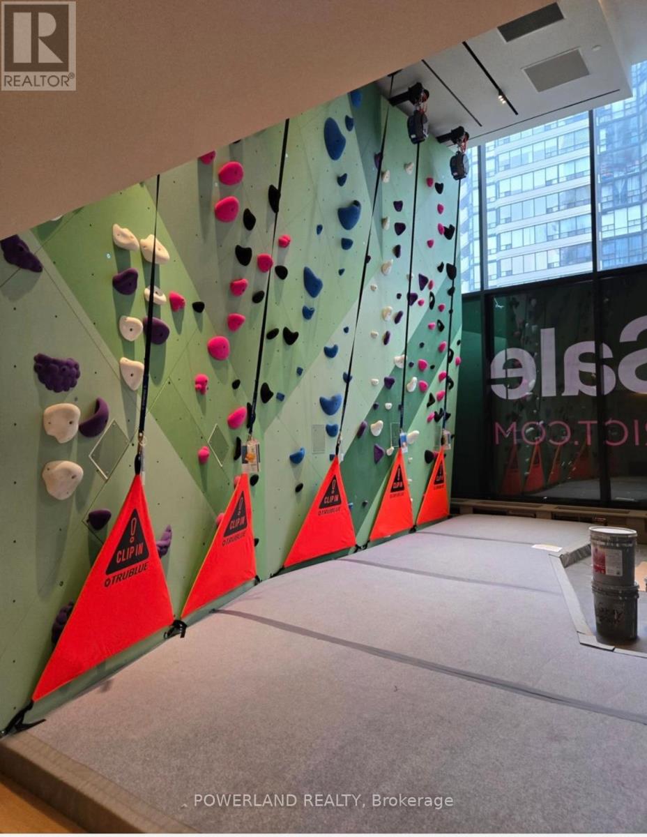 3006 - 395 Square One Drive, Mississauga, Ontario L5B 0P6 - Photo 13 - W12603436