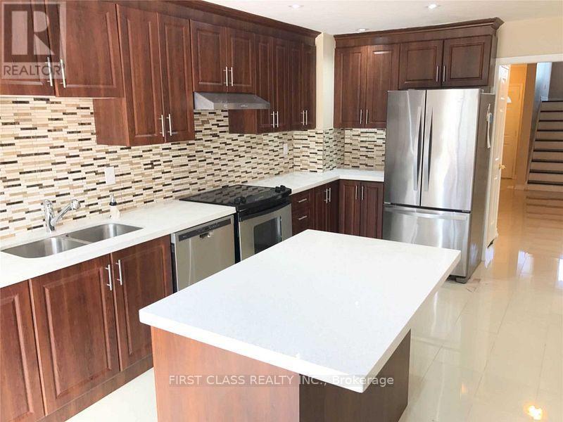 659 Thamesford Terrace, Mississauga, Ontario L5R 2B8 - Photo 7 - W12603458