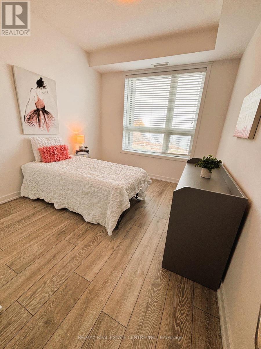 332 - 101 Shoreview Place, Hamilton, Ontario  L8E 0K3 - Photo 15 - X12579536