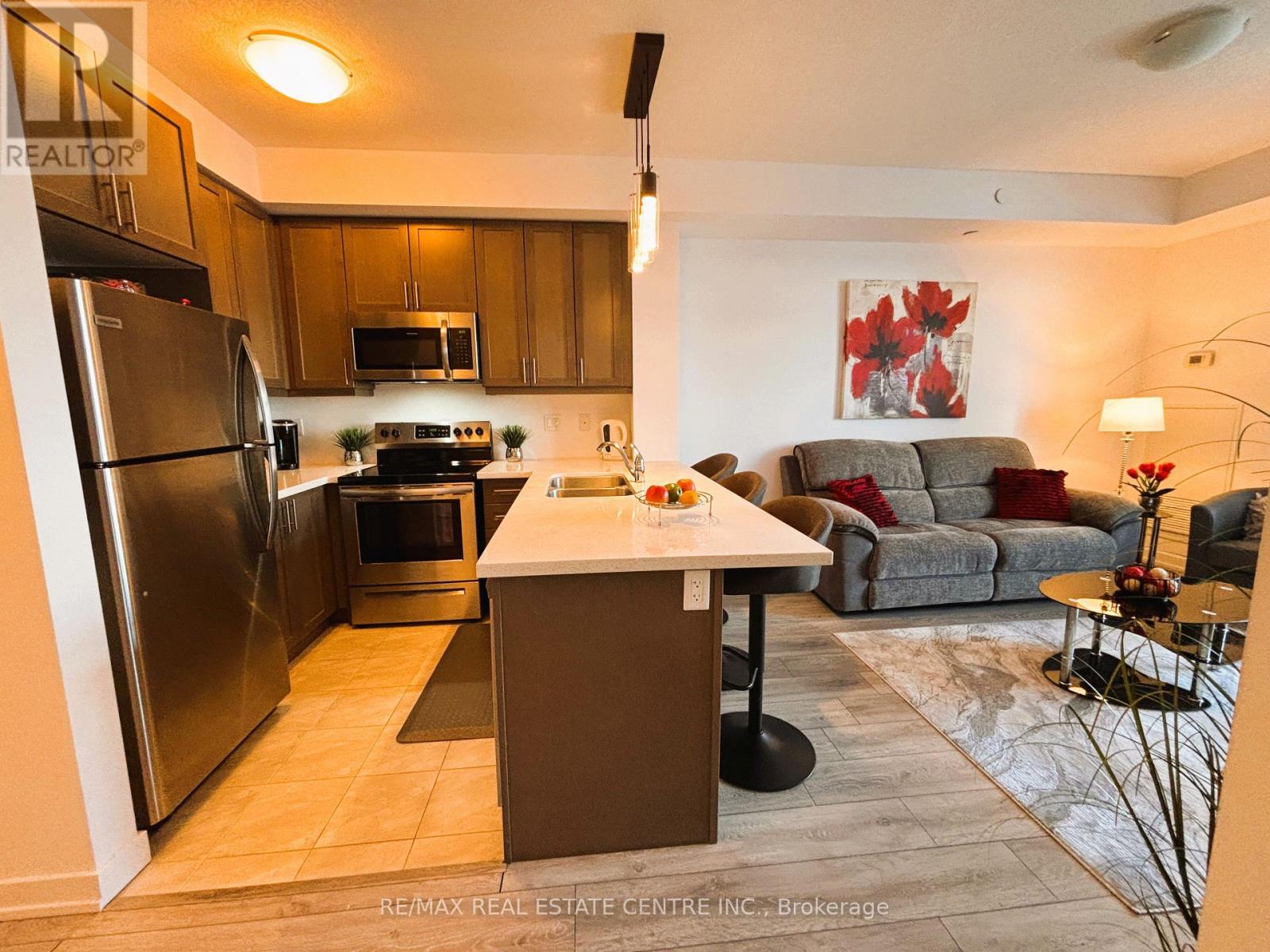 332 - 101 Shoreview Place, Hamilton, Ontario  L8E 0K3 - Photo 6 - X12579536