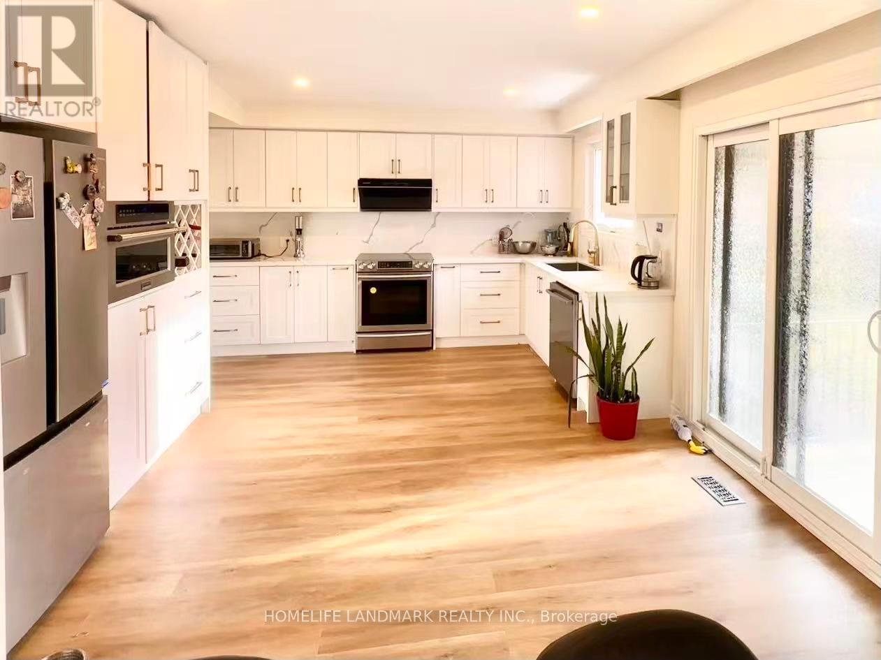 Main - 159 Cocksfield Avenue, Toronto, Ontario M3H 3T4 - Photo 4 - C12603494