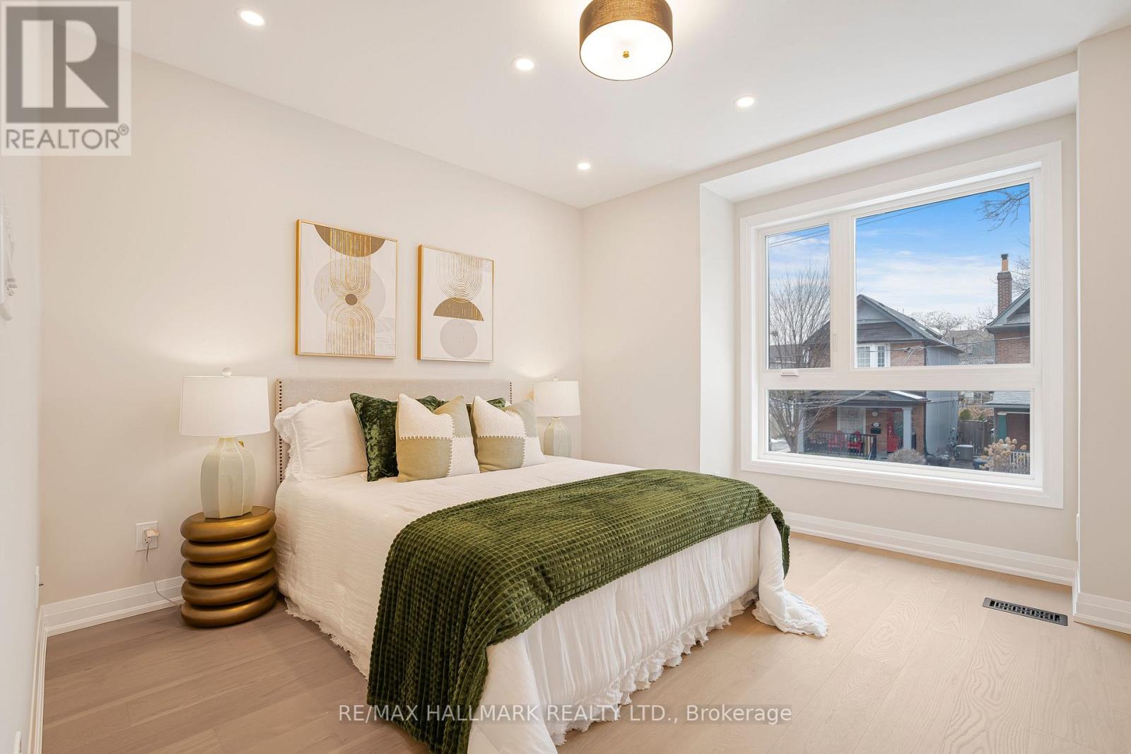 47 Harcourt Avenue, Toronto, Ontario  M4J 1J3 - Photo 15 - E12603474