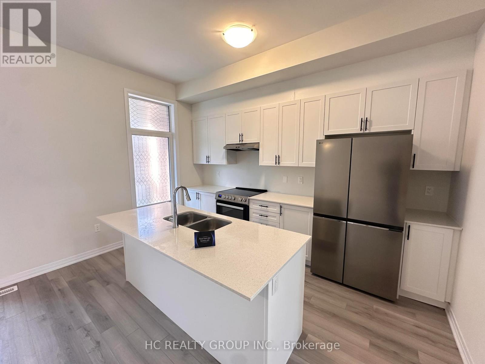 34 Millman Lane, Richmond Hill, Ontario  L4S 0P9 - Photo 5 - N12603470