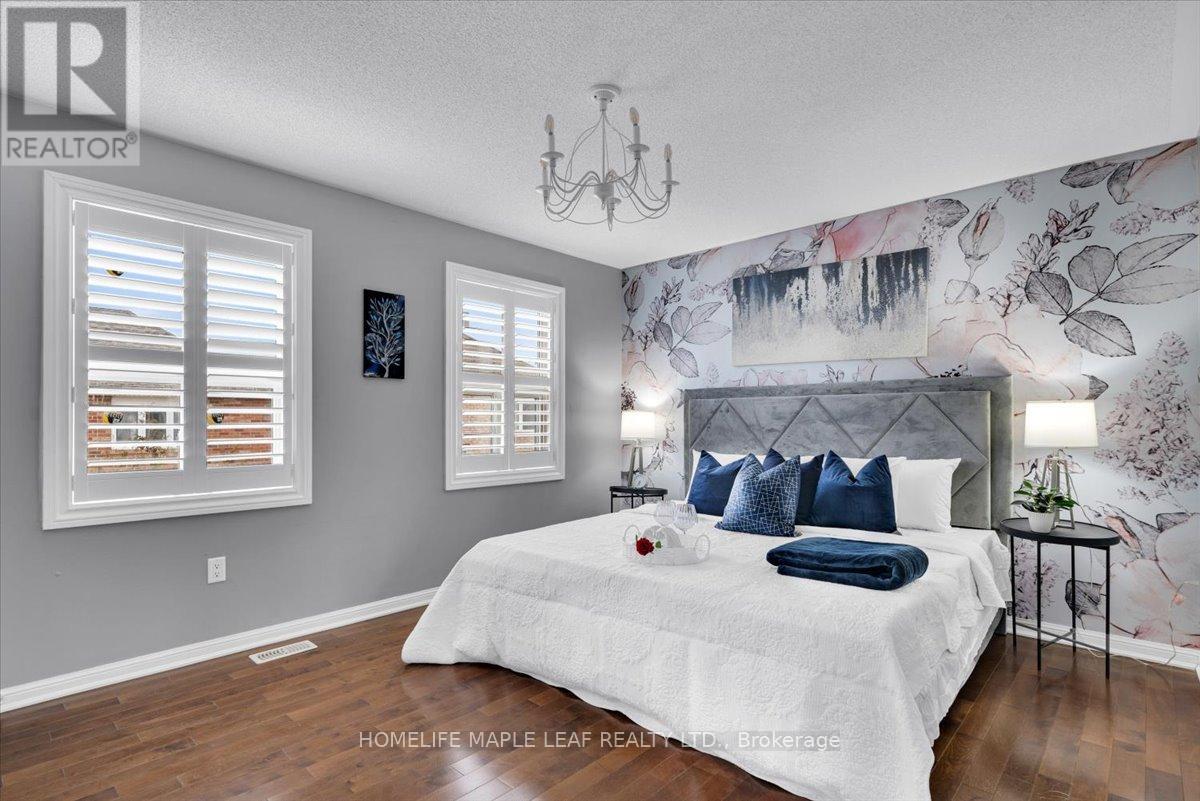 41 Ross Patrick Crescent, Newmarket, Ontario  L3X 3G9 - Photo 19 - N12603488