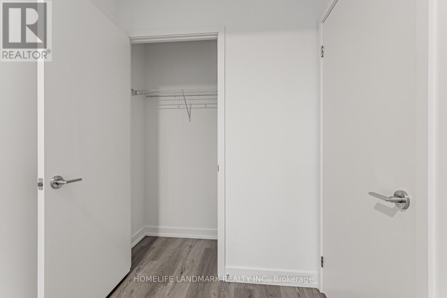 2912 - 395 Square One Drive, Mississauga, Ontario  L5B 0P6 - Photo 21 - W12603466