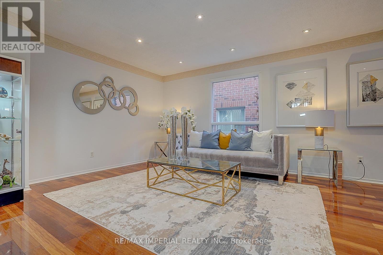 5633 Haddon Hall Road, Mississauga, Ontario  L5M 5G3 - Photo 11 - W12603484