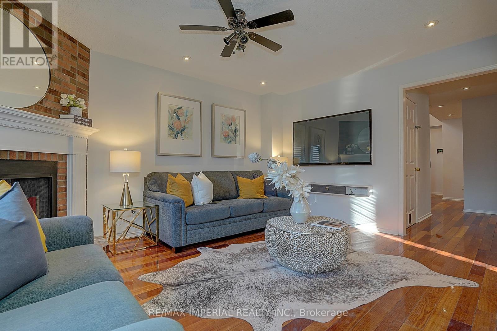 5633 Haddon Hall Road, Mississauga, Ontario  L5M 5G3 - Photo 17 - W12603484