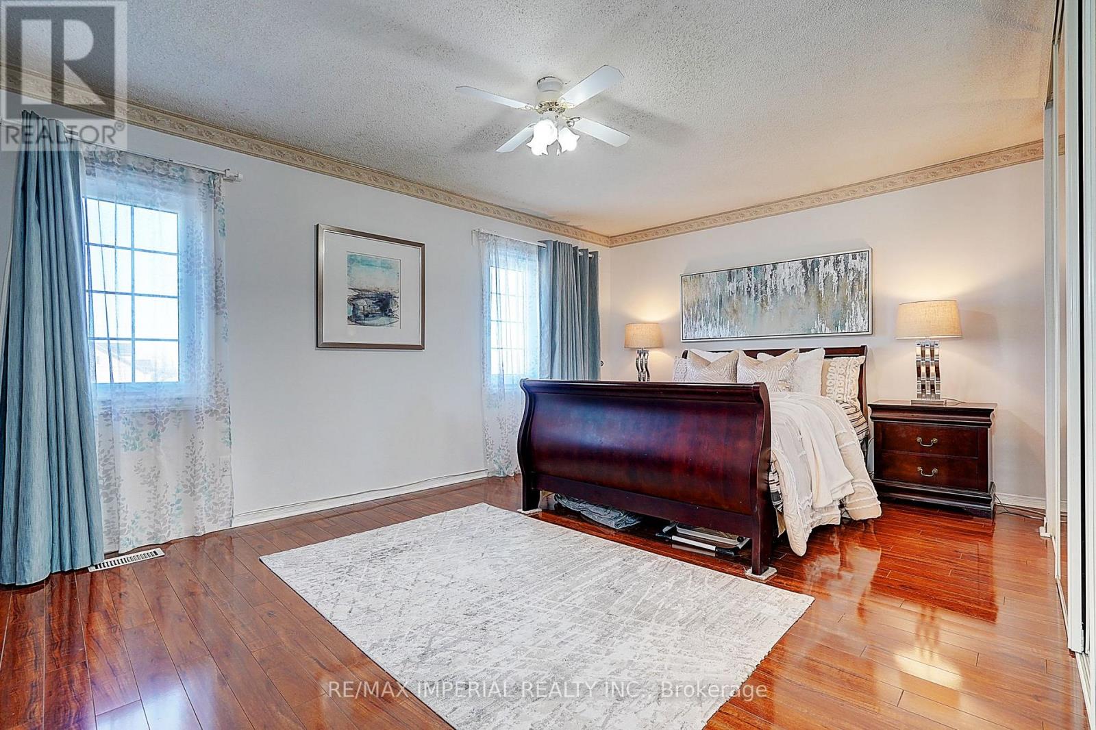 5633 Haddon Hall Road, Mississauga, Ontario  L5M 5G3 - Photo 29 - W12603484
